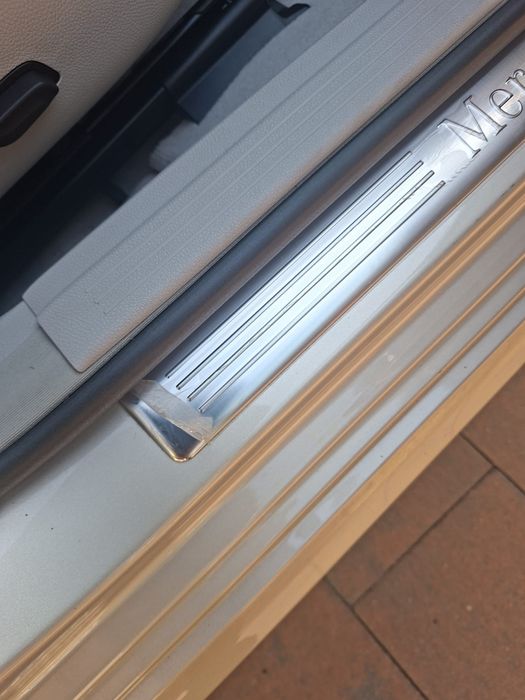 Mercedes E250 2008 rok