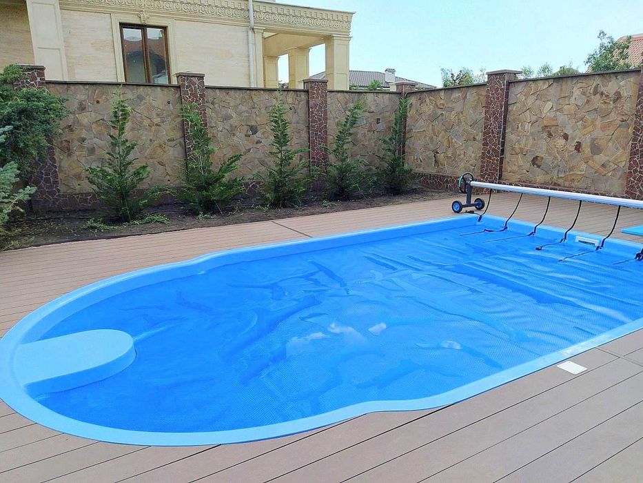 с апреля и на лето! Дом с бассейном Совиньон