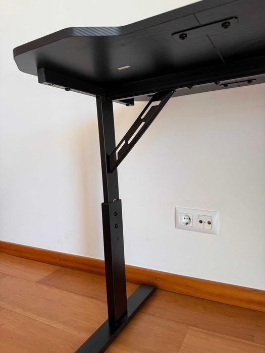 Secretária para Computador 120 × 60 cm – Excelente Estado