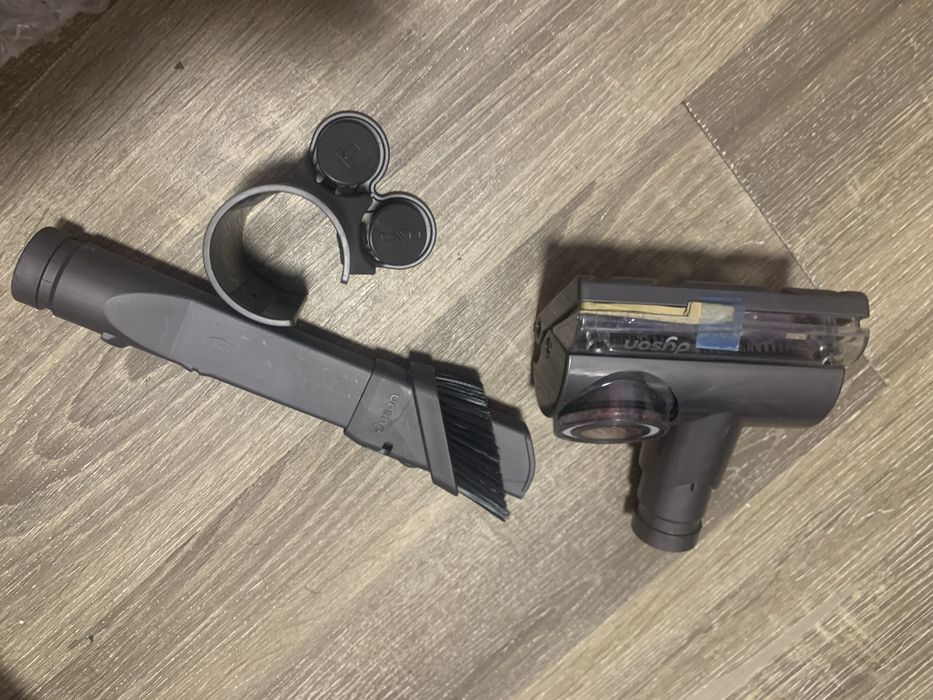 Продам пылесос Dyson !!!