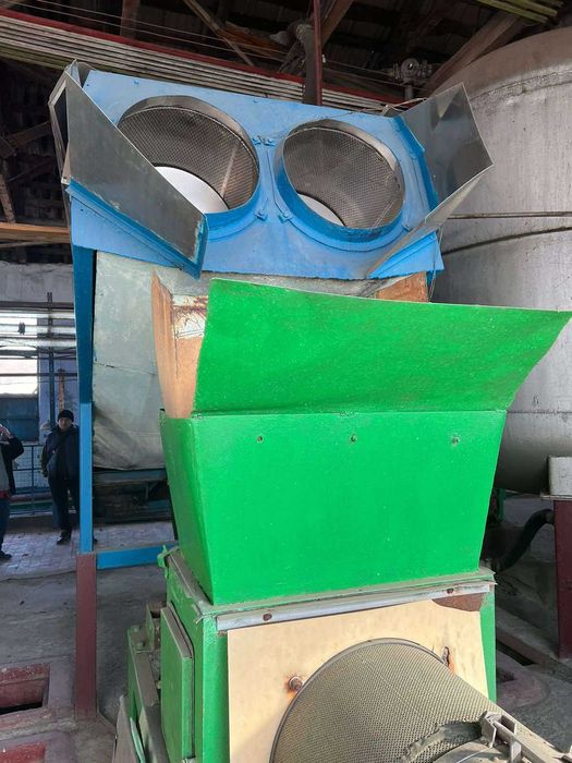 Пресс виноградный шнековый ВПО-20 ; 30; Т1 ВПО-21  4 штуки