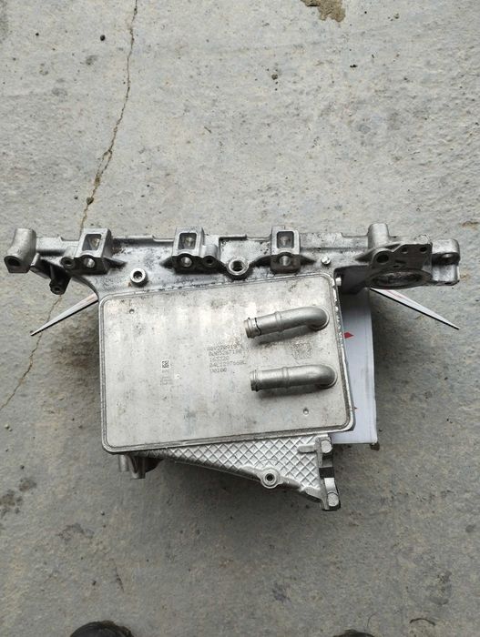 Kolektor ssący 04L129766BL