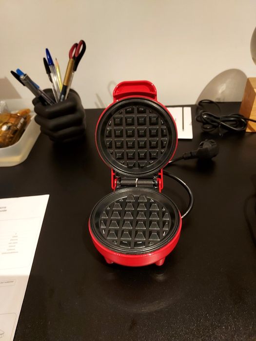 Máquina de Mini Waffles NOVA