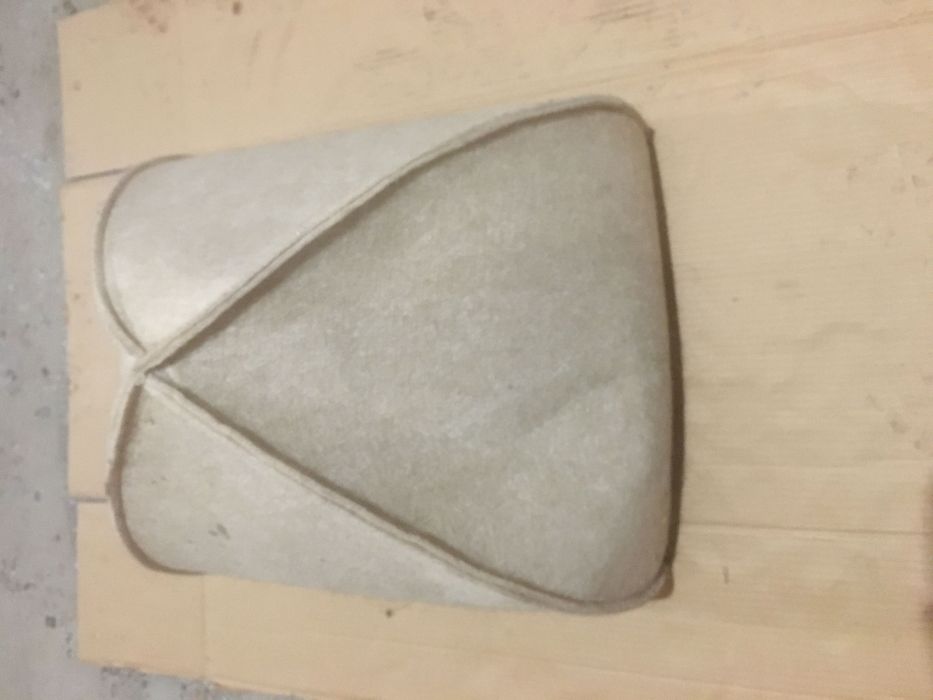 Кімнатний повстяний будиночок для котика або песика