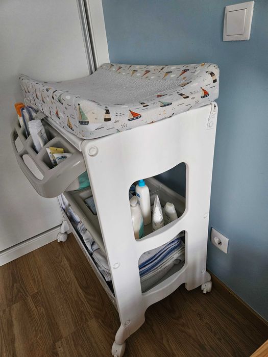 Trocador fraldas + banheira Safety 1st