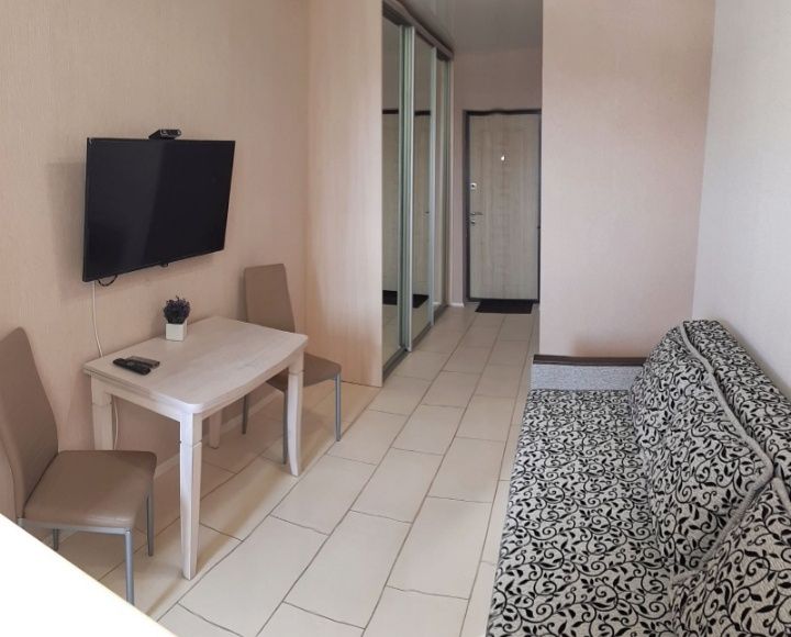 Алексеевка.  Своя .Посуточная аренда квартиры.