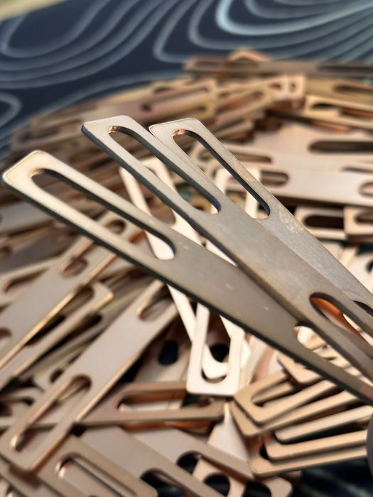 Есть всё! Любые Медные алюминиевые шины перемычки Busbar LifePo4 клемы