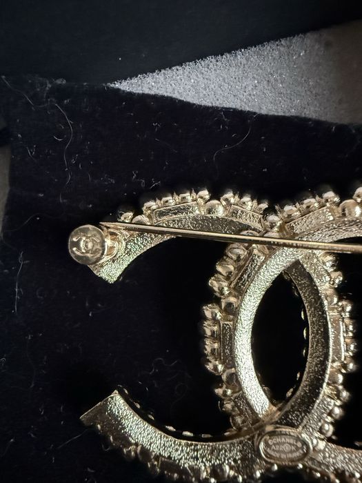 Chanel broszka - autentyczny model