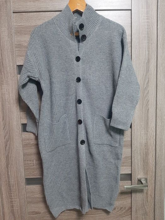 Кардиган жіночий.