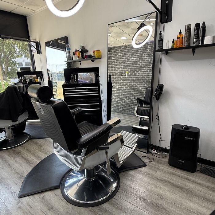 Trepasse de Barbearia em Loures