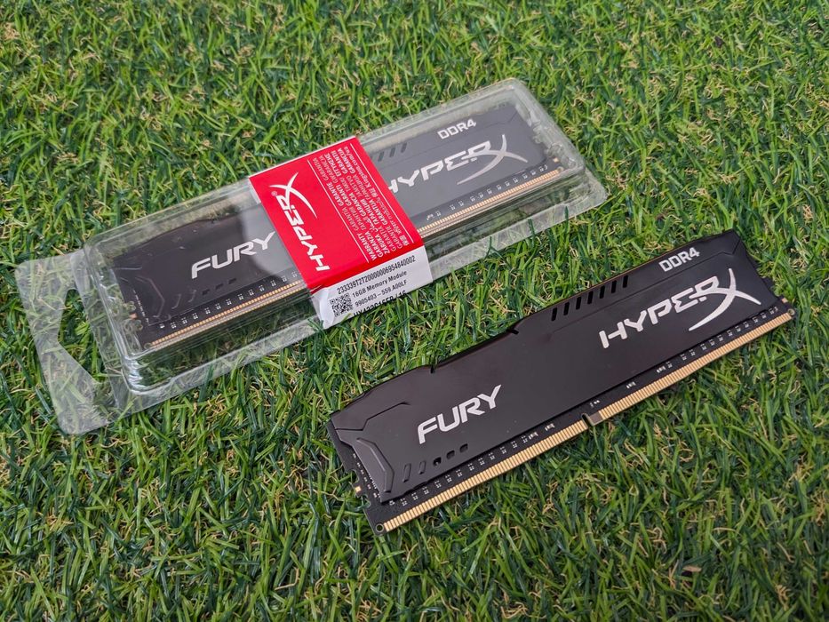 Kingston HyperX Оперативна пам'ять DDR4 8Gb 3200MHz PC4 25600
