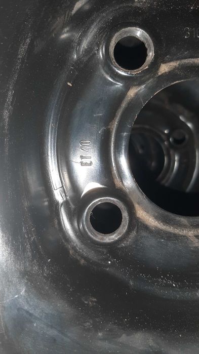 КОЛЕСА зимние в сборе 185/65 R15 NEXEN , Шипованные пр-во КОРЕЯ.