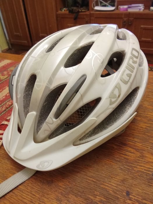 Шлем велосипедний GIRO