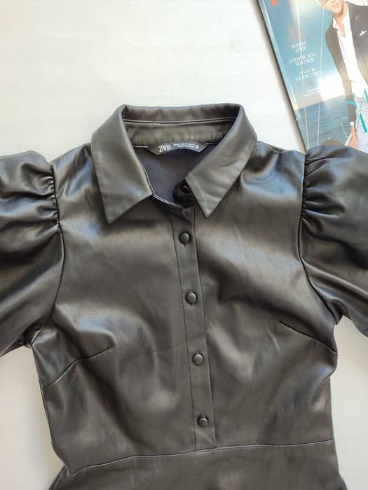 Zara кожаное платье
