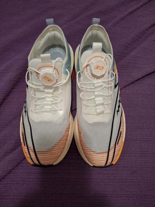 Tenho tenis para venda