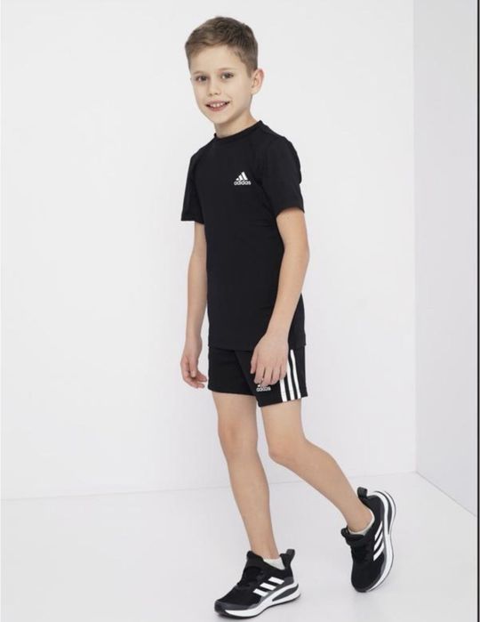 Спортивний костюм Adidas оригінал шорти футболка 7-8 років, 128 см