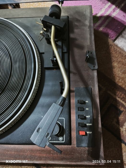Gramofon zabytek