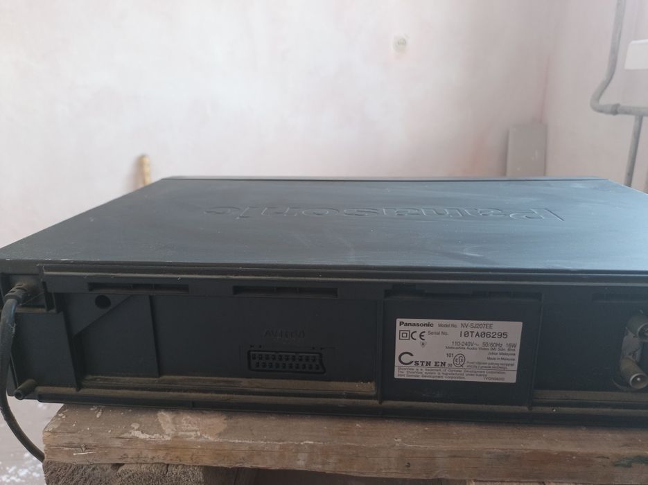 Відеомагнітофон Panasonic