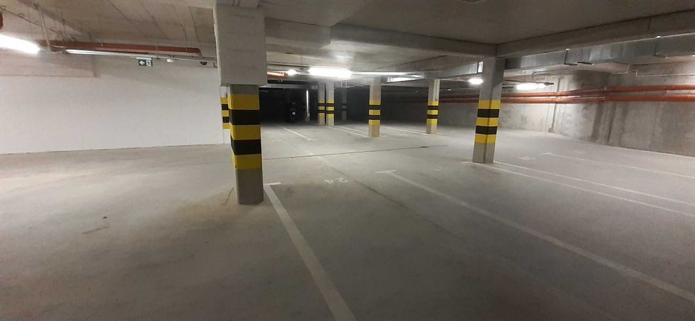 3 pokoje z miejscem parkingowym w garażu podziemnym Lotnicza