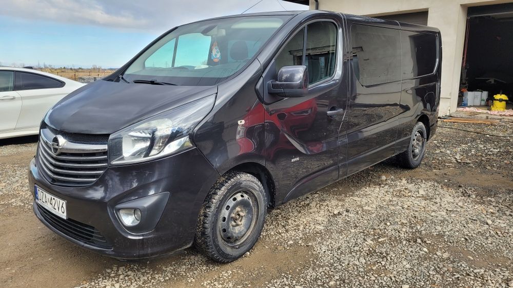 Opel vivaro 2015
