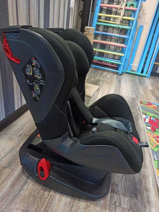 Детское Автокресло Avionaut Glider Expedition brown 9-25 КГ (9м.-7лет)