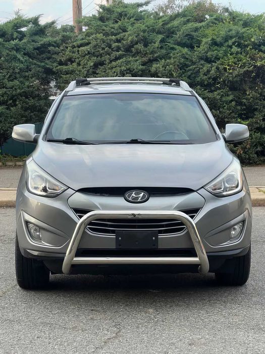 Hyundai Tucson      2015