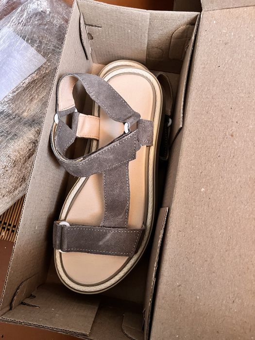 ЛІКВІДАЦІЯ СКЛАДУ! Жіночі бежеві замшеві босоніжки на липучках