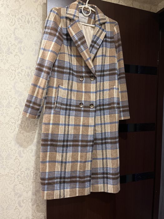 Продам крутезне пальто від George