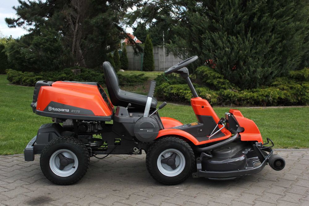 Husqvarna R175 175 Rider TRAKTOREK Kosiarka