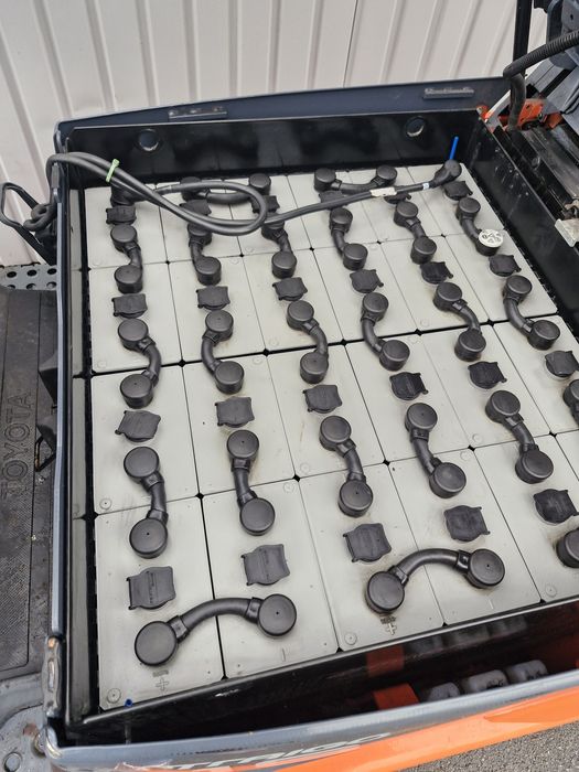 Навантажувач електричний Toyota 8FBМT16  погрузчик Тойота 2778 мот/год