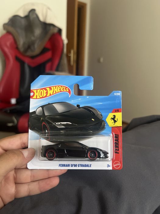 Carrinhos para troca ou venda