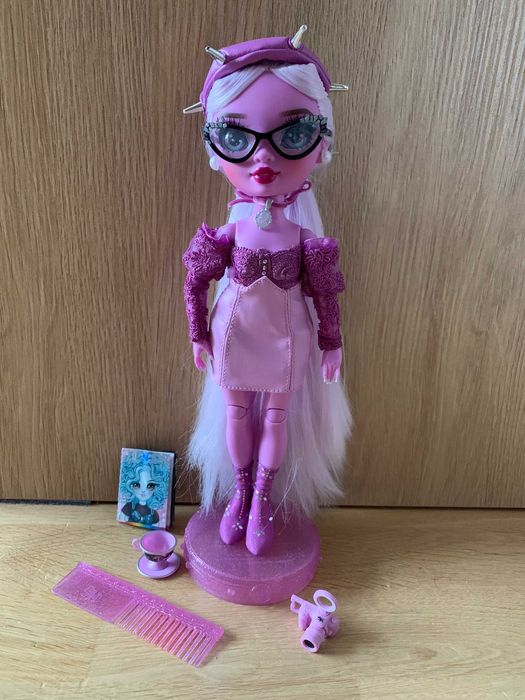 Lalka Shadow High Lavender Lynn