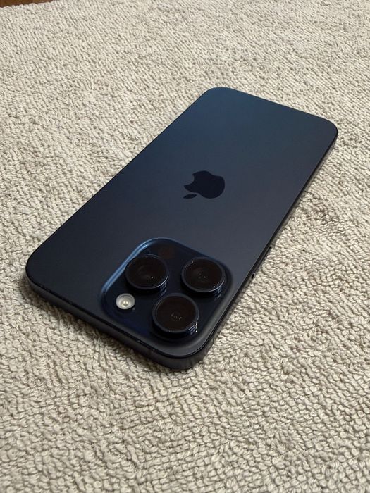 iPhone 15 PRO MAX 256 blue titanium
