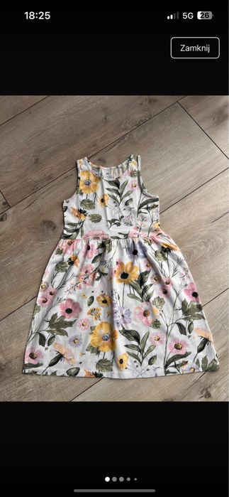 Sukienka 122/128