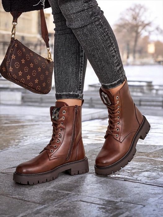 2 KOLORY 36 37 38 workery 39 40 41 botki glany z kamieniem sznurowane