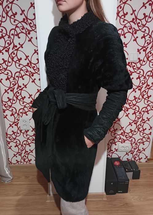 Шуба приталена з поясом