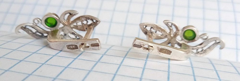 Вінтажні срібні сережки. Зелений бурштин Срібло 875 проба. Зірка. СССР