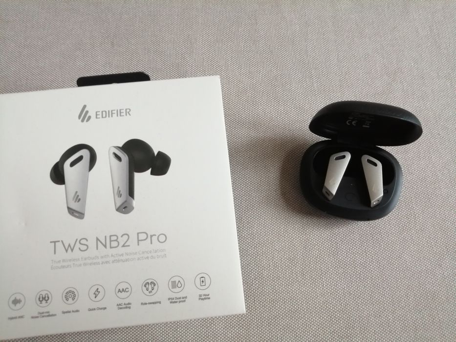 Bezprzewodowy zestaw słuchawkowy Bluetooth 5.0 Edifier 028448