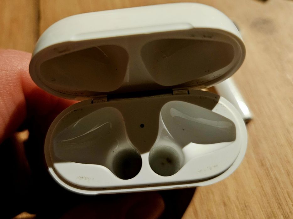 Apple AirPods 2 gen