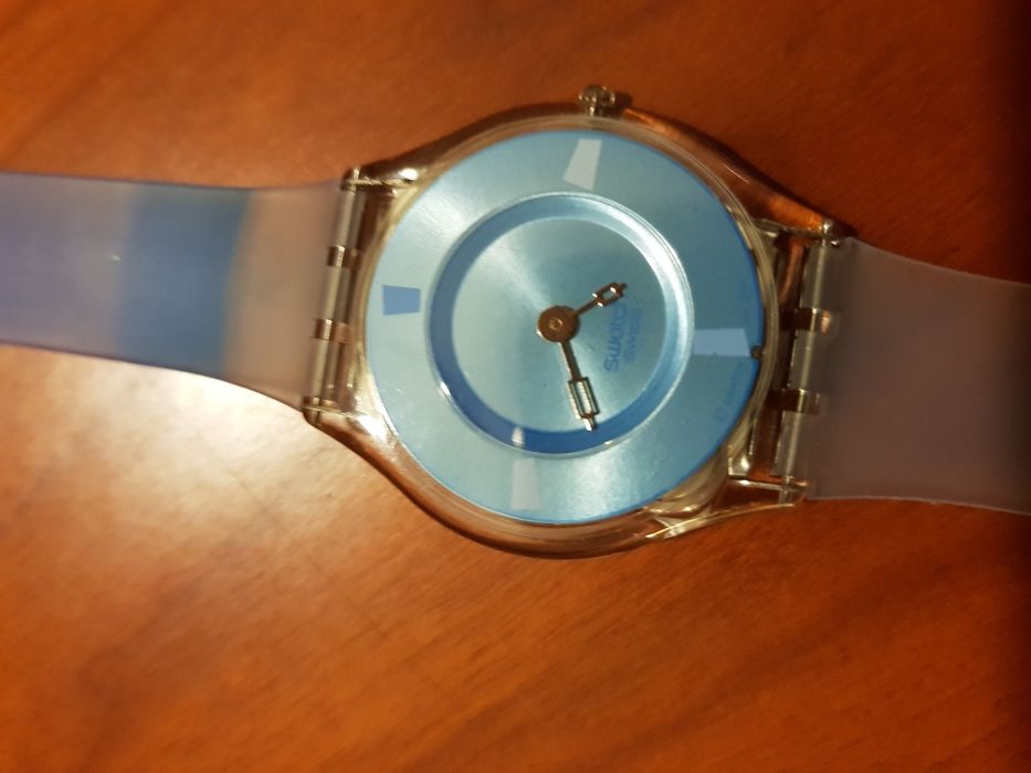 2 relógios swatch