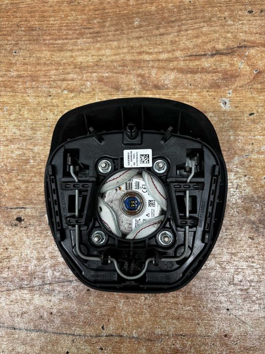 Airbag poduszka powietrzna kierowcy Renault Clio 4