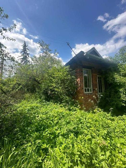 Продам земельну ділянку під будівництво в Галичі біля Замку та Дністру