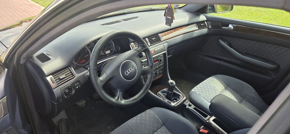 Audi A6 C5 2.4V6 LPG 2002r, LIFT sedan climatronic