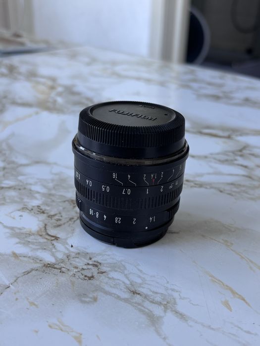 Об’єктив 7Artisans 35mm f/1.4 для Fujifilm X (мануальний)
