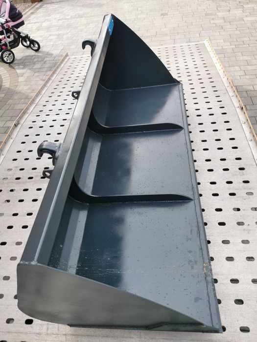 Solidna łycha łyżka 1.8 m 180 cm euro ramka do tura manitou