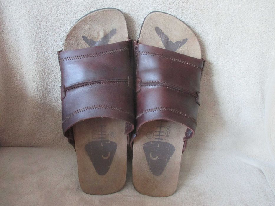 Босоніжки. Шльопанці. Сандалі Next  розмір 44. Шкіра.