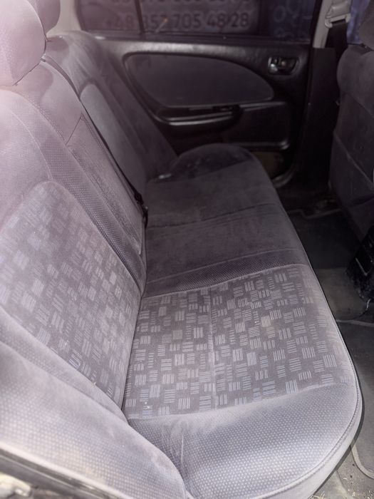 Продам авто тайота авенсіс 2001 р
