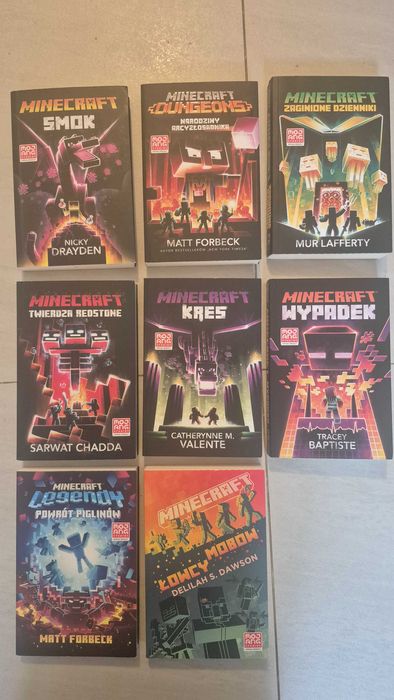 Książki Minecraft różne tytuły bdb