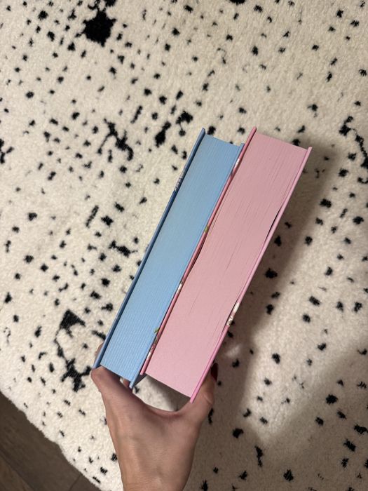 Усе що з нами навіки, Усе що тільки між нами, Люсі Скор