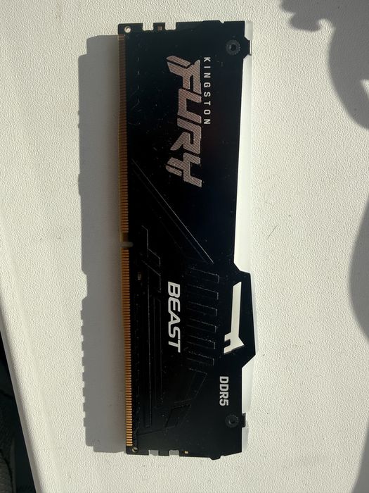 Оперативную память Kingston fury ddr 5 32 gb